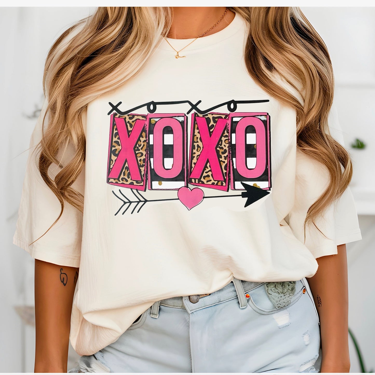 XOXO Valentine T-shirt